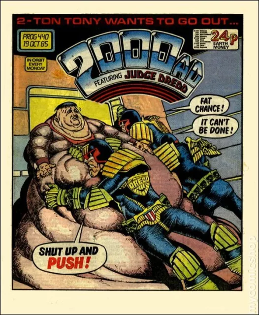 2000 AD UK #440 FN 6.0 1985 Stock Image