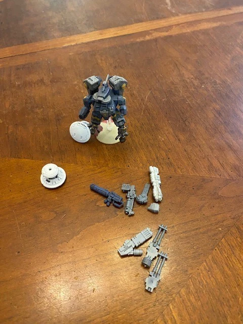 Tau Crisis Suit Commander Assembled and Painted