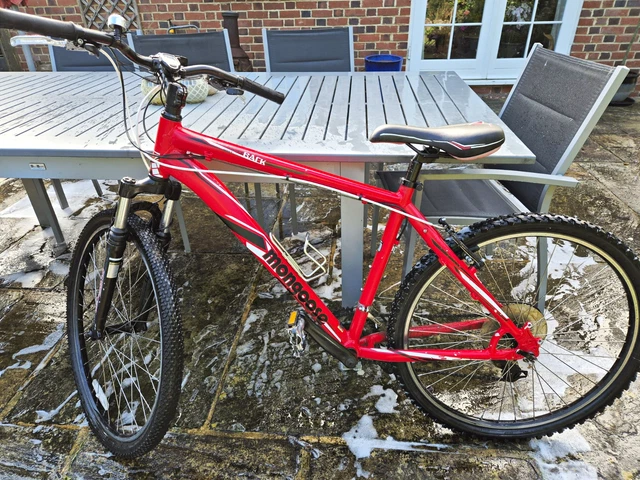 MONGOOSE SWITCHBACK SPORT 26in wheel Medium Mountain Bike 21-speed