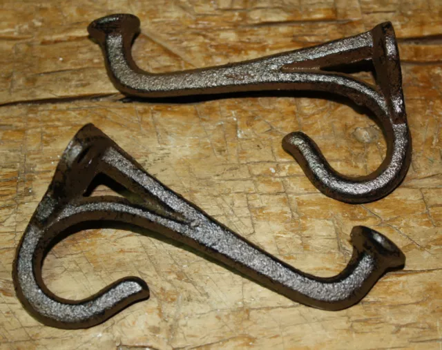 2 Cast Iron Tack Saddle Hook Style Coat Hooks Hat Hook Rack Hall Tree BROWN