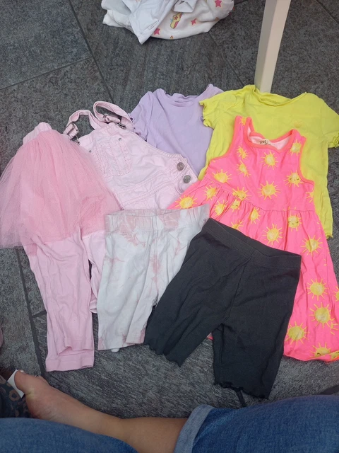 Girls Summer Bundle 2-3 Years. 7 Items. Shorts Tops Dress Leggings