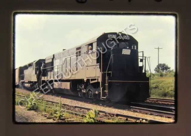 Original  '73 Ektachrome Slide PC Penn Central 6529 U28C Vandale       37S19