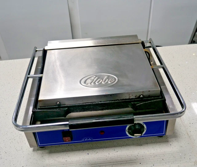 Globe GSG1410 19" Sandwich / Panini Grill