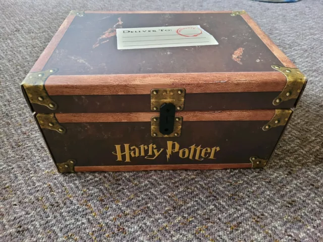 Harry Potter book box set- Paperbacks (Pickup only- Geelong)