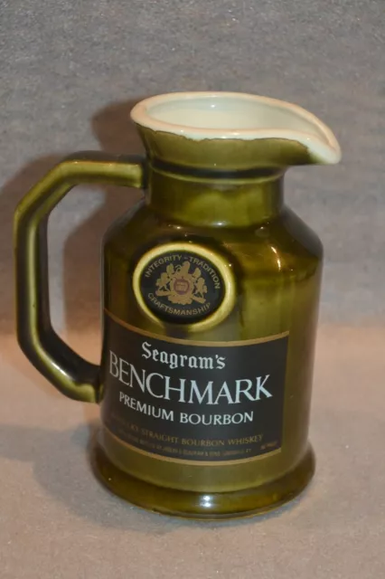 Seagram's Benchmark Kentucky Premium StraightBourbon Whisky Ceramic Jar Vase Jug
