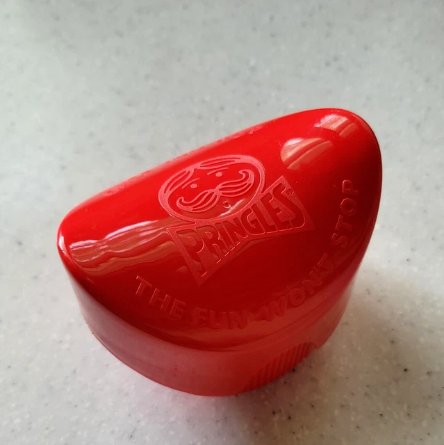 VINTAGE PRINGLES POTATO Chip Holder Red To Go Snack Container Lunchbox