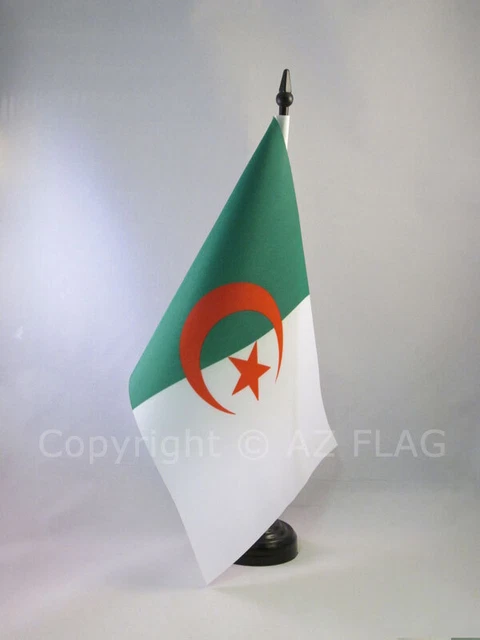Drapeau Grèce De Table Avec Mât En Métal Petit Drapeaux Grec De Bureau Drapeau Grèce De Table Avec Mât En Métal Petit Drapeaux Grec De Bureau