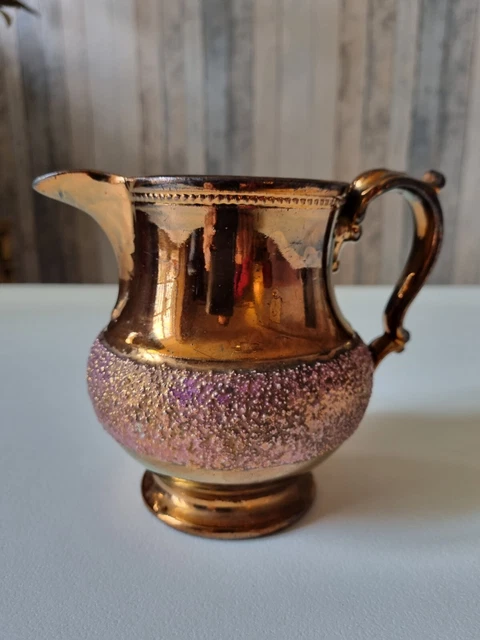 Pichet ancien en faïence de Jersey à décor granité coloré