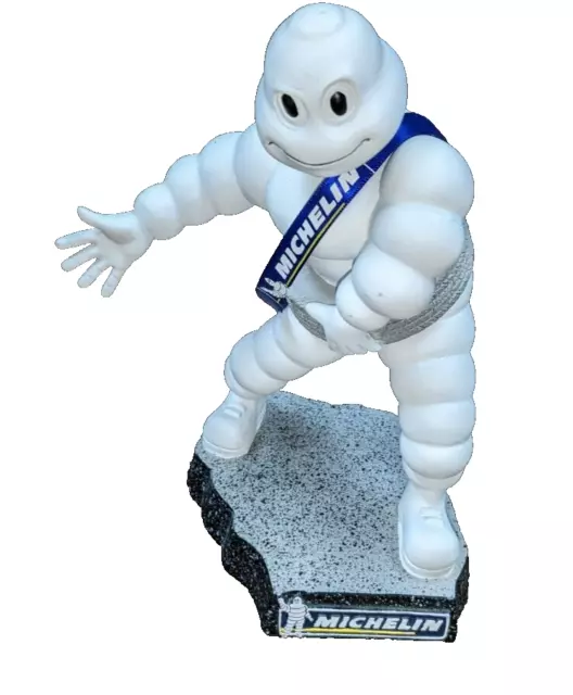 BDA 2010 Collector's Edition Michelin Man 7" Bobblehead/Stature Figure