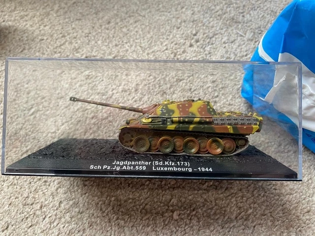 SECOND WORLD WAR german jagdpanzer tank boxed model painted 1 72 scale ...
