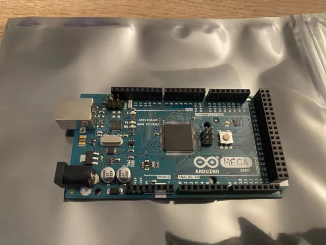 Arduino Mega 2560 R3 microcontroller board in box