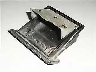 PORTA CENERE Toyota Hilux 88/97 #1031