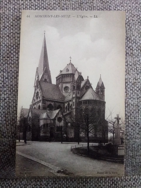 Cpa Montigny Les Metz L Church