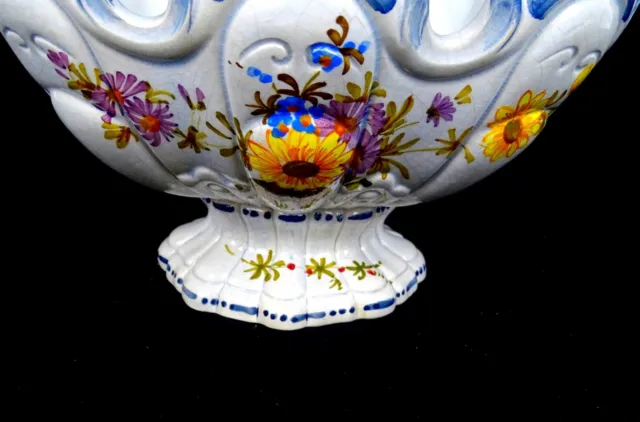 Italian Pottery Majolica Crackle Daisy Flower Scalloped 9 3/4" Footed Bowl 1920 3