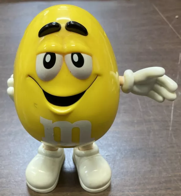 Vintage 1999 M&M Collectible Candy Dispenser Yellow Peanut MM WORKS!