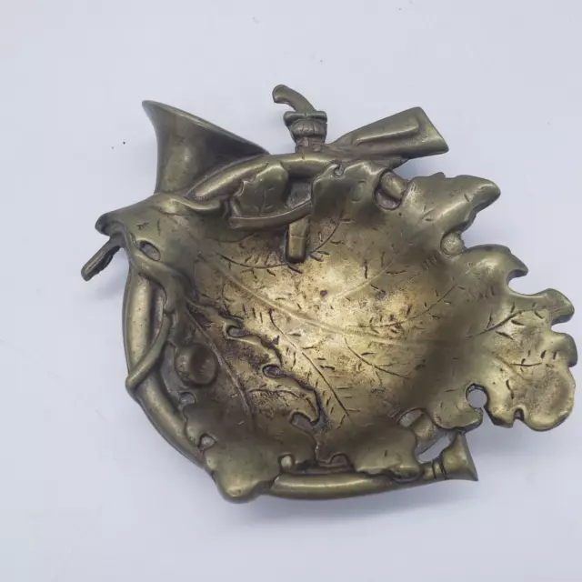 Vintage Solid Brass Oak Leaf Horn Rifle Knife Footed Tray Dish Bowl