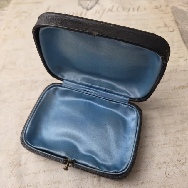ÉCRIN BOITE À bijoux en cuir pour boucles d'oreille bouton 19e siècle