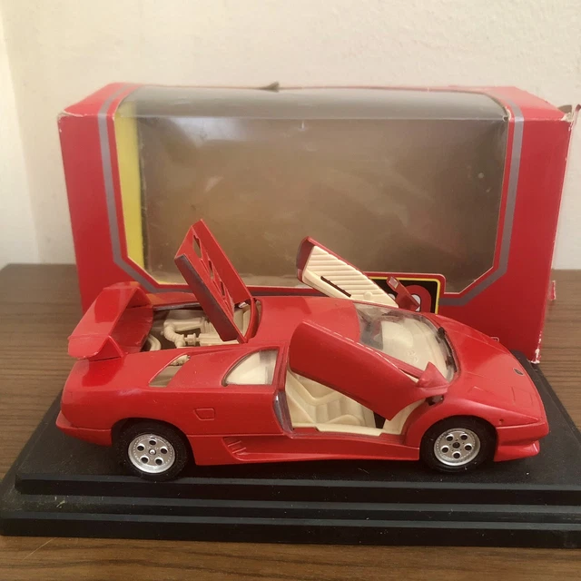 Burago 1:24 Lamborghini Diablo V12 1990 – Rouge, Diecast, Modèle De Collection, Occasion