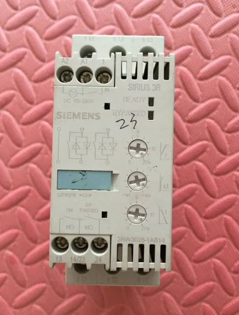 USED SIEMENS 3RW3026-1AB14 Soft Starter 3RW30261AB14 Tested Good