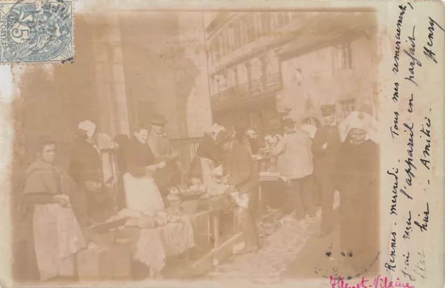 Cpa 35 Rennes / Marche Dans La Rue / Carte Photo