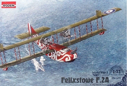 Roden 019 - Fighter Reconnaissance Flying Boat  - 1/72 Scale Model Kit 411 mm