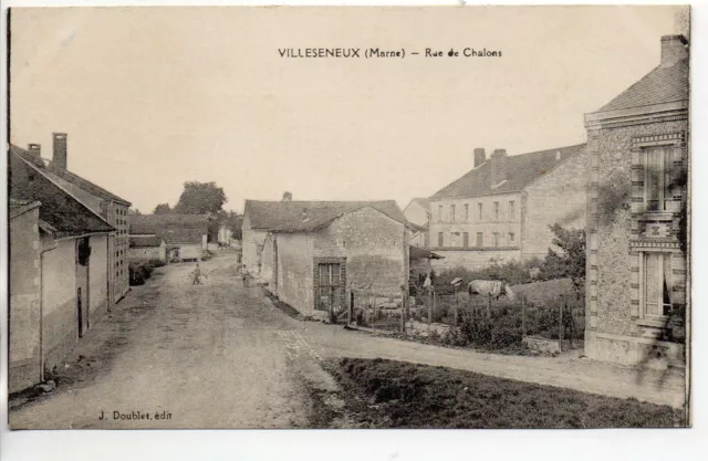 VILLESENEUX - Marne - CPA 51 - la rue de Chalons