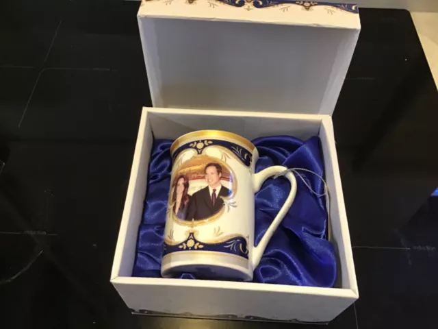 Royal Crest Prince William & Catherine Middleton Wedding Fine Bone China Mug