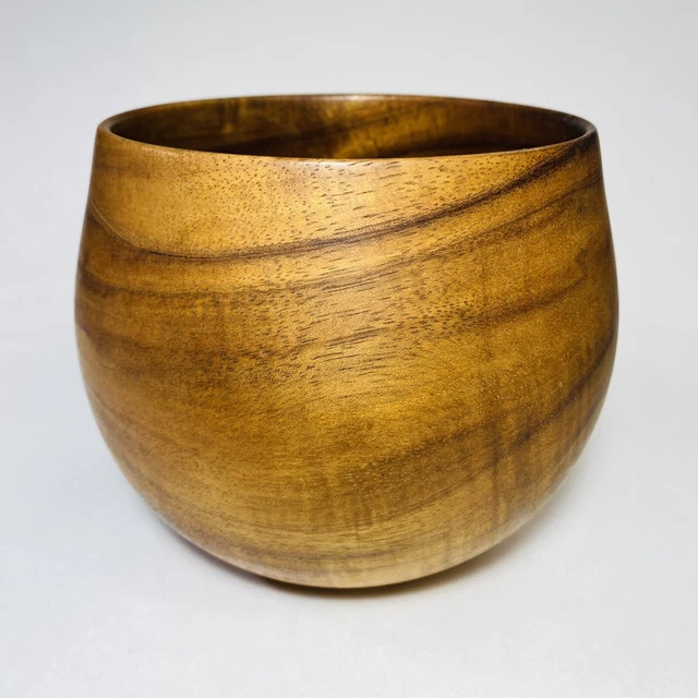 Dan DeLuz Signed Hawaiian Koa Wood Thin Walled Bowl Diameter 5.6" Height 5.75"