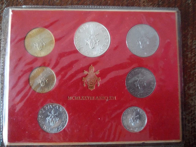 1978 Vatican  Coin Set - UNC   ( MCMLXXVIII ANNO XVI)