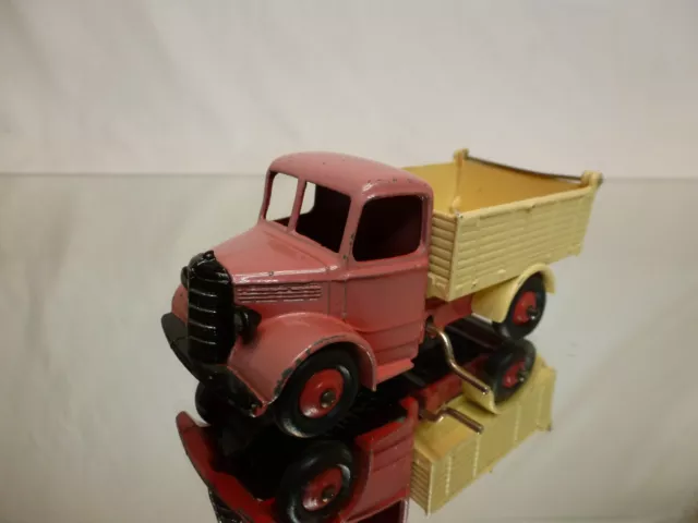 Dinky Toys 410 Bedford Dumper Truck - 1:43? - Good Condition - V36