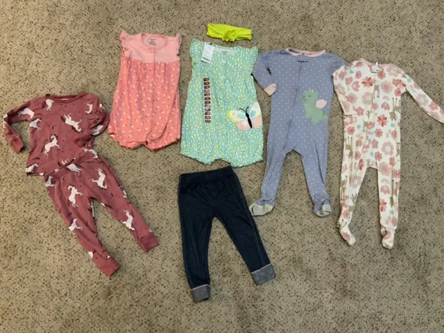 Lot Bundle of 6 Baby Girl size 18 months Clothing Carters