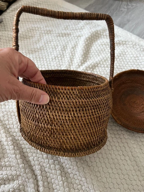 Vintage Wedding Basket Woven, Rattan, Bamboo, Single Tier. very sweet!