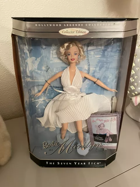 Barbie as Marilyn Monroe in The Seven Year Itch Doll 1997 Mattel Never Been Out