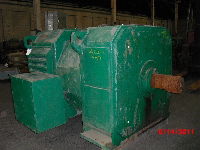 400 HP DC General Electric Motor, 300 RPM, 4677 Frame, DPFV, 500 V Arm. 400 HP DC General Electric Motor, 300 RPM, 4677 Frame, DPFV, 500 V Arm.
