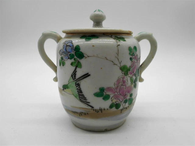 MAGNIFIQUE SUCRIER  HIRONDELLE EN PORCELAINE DE CHINE CANTON XIX ème