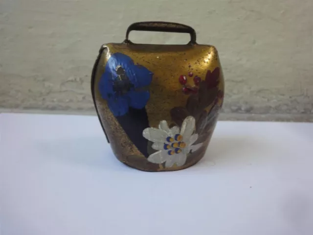 Vintage switzerland? JNTERLAKEN   Cow Dairy Milk Bell Brass HAND PAINTED