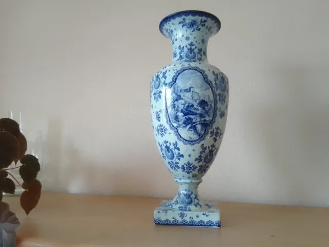 Grosse Porzellan Vase blau, Anton Mehlem, Bonn, gross, ca. 45 cm. gebr. alt