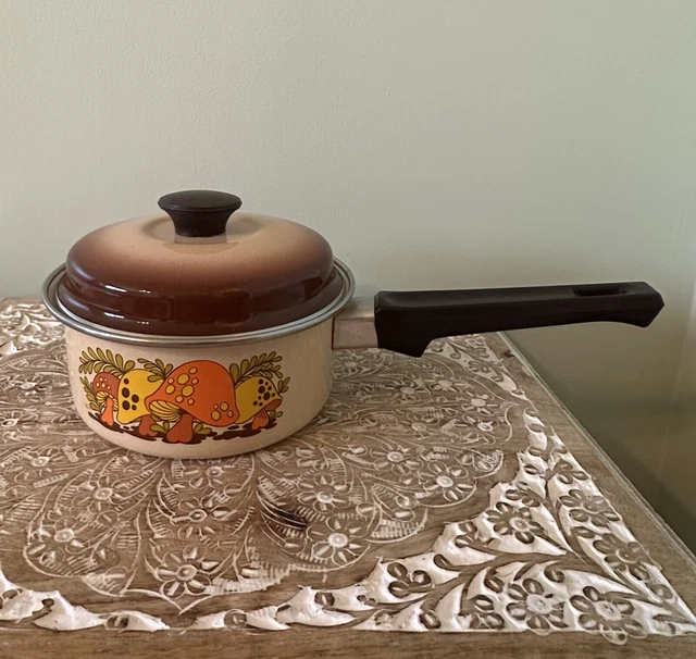 Vintage Sears Merry Mushroom Enamelware Sauce Pan Pot With Lid Vintage Sears Merry Mushroom Enamelware Sauce Pan Pot With Lid