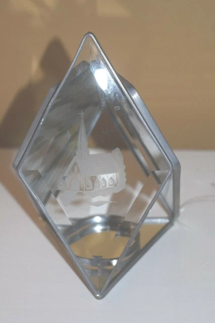 Hand Made in KY Beautiful Stained Glass Candle Holder w/Etching of Church w/Tag