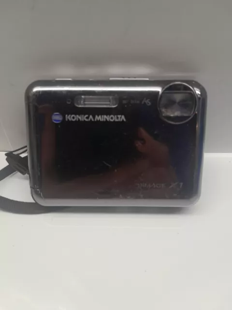 Konica Minolta DiMAGE X1 8.0MP Digital Camera only Untested Silver