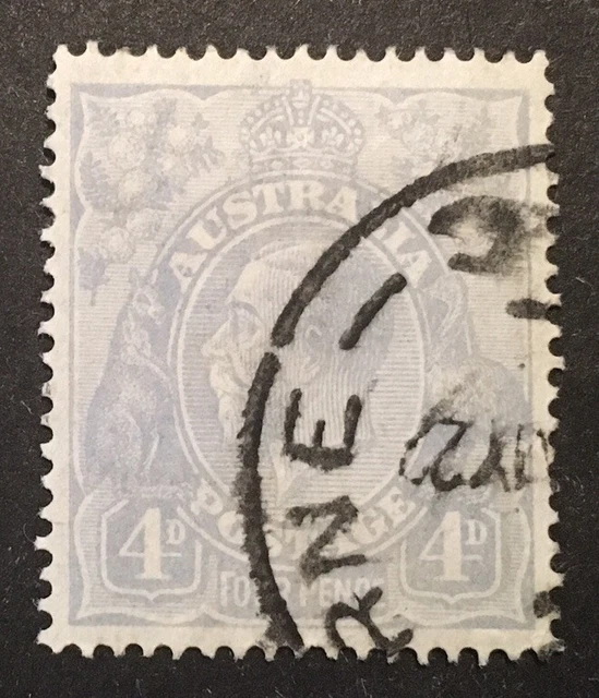 Australia King George V 1918/23 Pale Milky Blue VFU 4d Stamp (SG  65b) LH