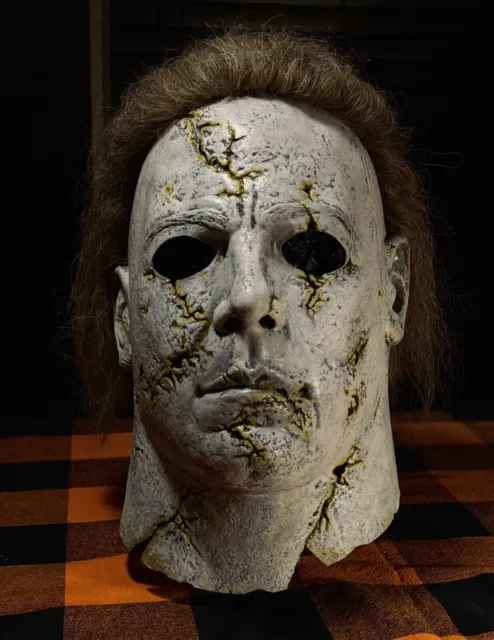 Trick Or Treat Studios Rehauled Rob Zombies Halloween Michael Myers decayed Mask
