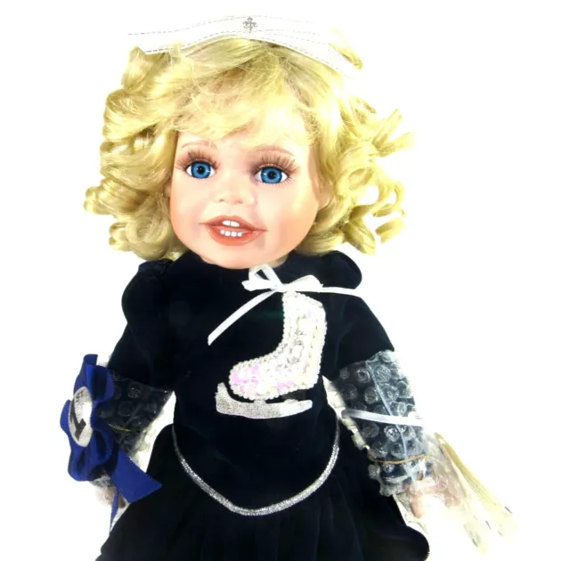 Hamilton Collection Kelsey Phyllis Parkins Ice Skater Porcelain Doll New No Box