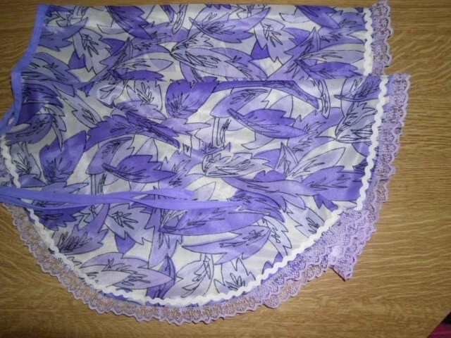 Schwarzer Spitzenumhang Mit Kapuze - Mystisch Für Halloween Und Cosplay