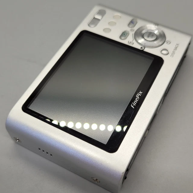 Fujifilm FinePix Z1 5,1 megapixel fotocamera digitale compatta testata nera 13