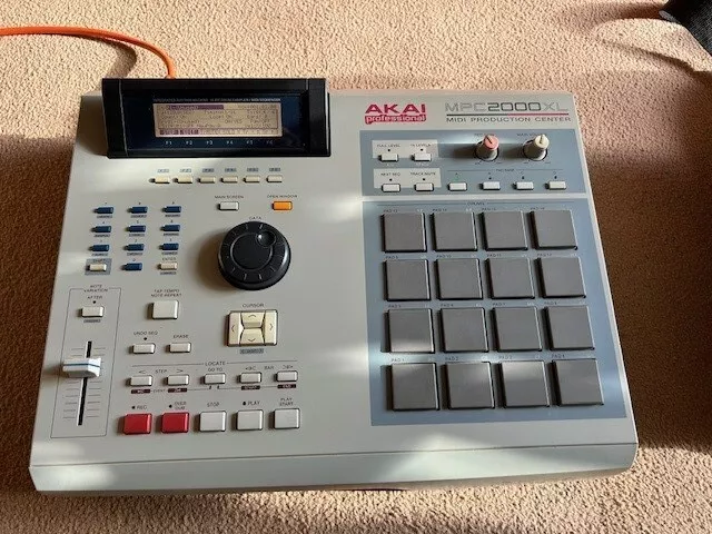 Akai MPC2000xl