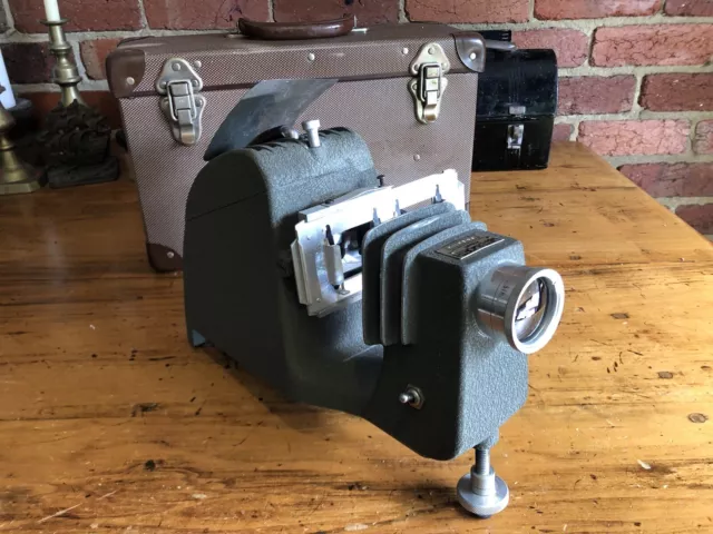 Vintage Waterworth 35mm Slide Projector - Working