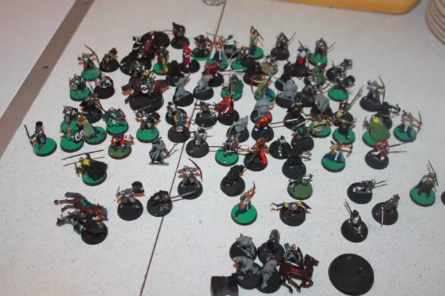 85  Guerriers  Figurines  médiévales  Plastique  G W Année  2003 -2002- 1992