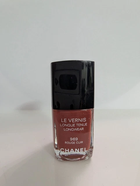 Chanel Le Vernis Longue Tenue Nagellack In Farbe Sailor 749 – Langanhaltender Glanz Für Perfekte Nägel