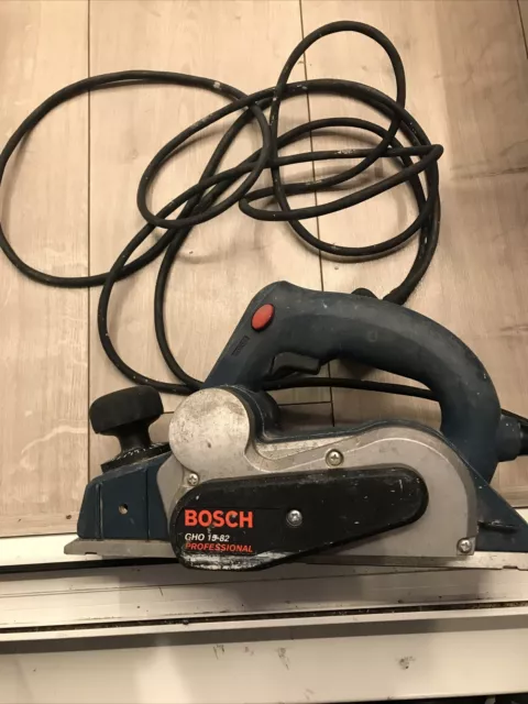 Bosch Gho 15-82 Professional Planer 240v